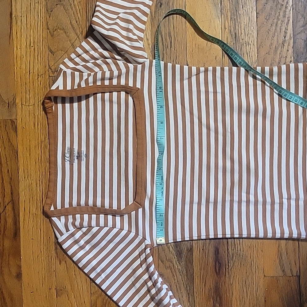 J.Crew Top - Picture 6 of 10